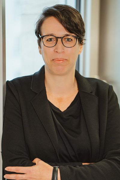 A picture of Prof. Dr. Doris Schweitzer.